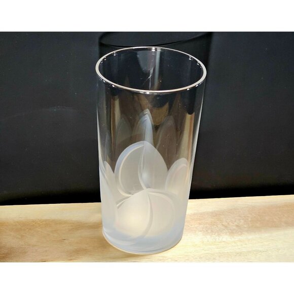 Cristal D'Arques Florence Highball Glass 5.25" crystal frosted 3D petals romanti - Picture 3 of 7